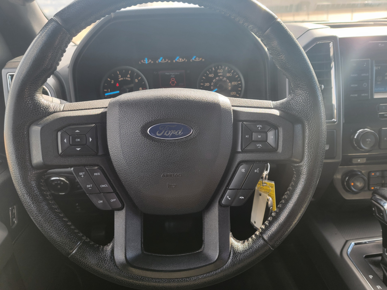 Ford F-150 2WD SuperCrew 157" King Ranch 2015