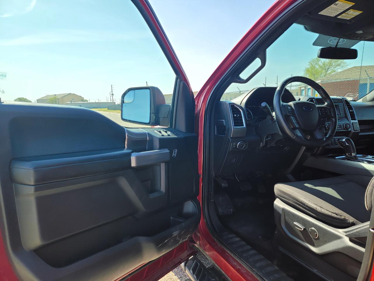 Ford F-150 2WD SuperCrew 157" King Ranch 2015