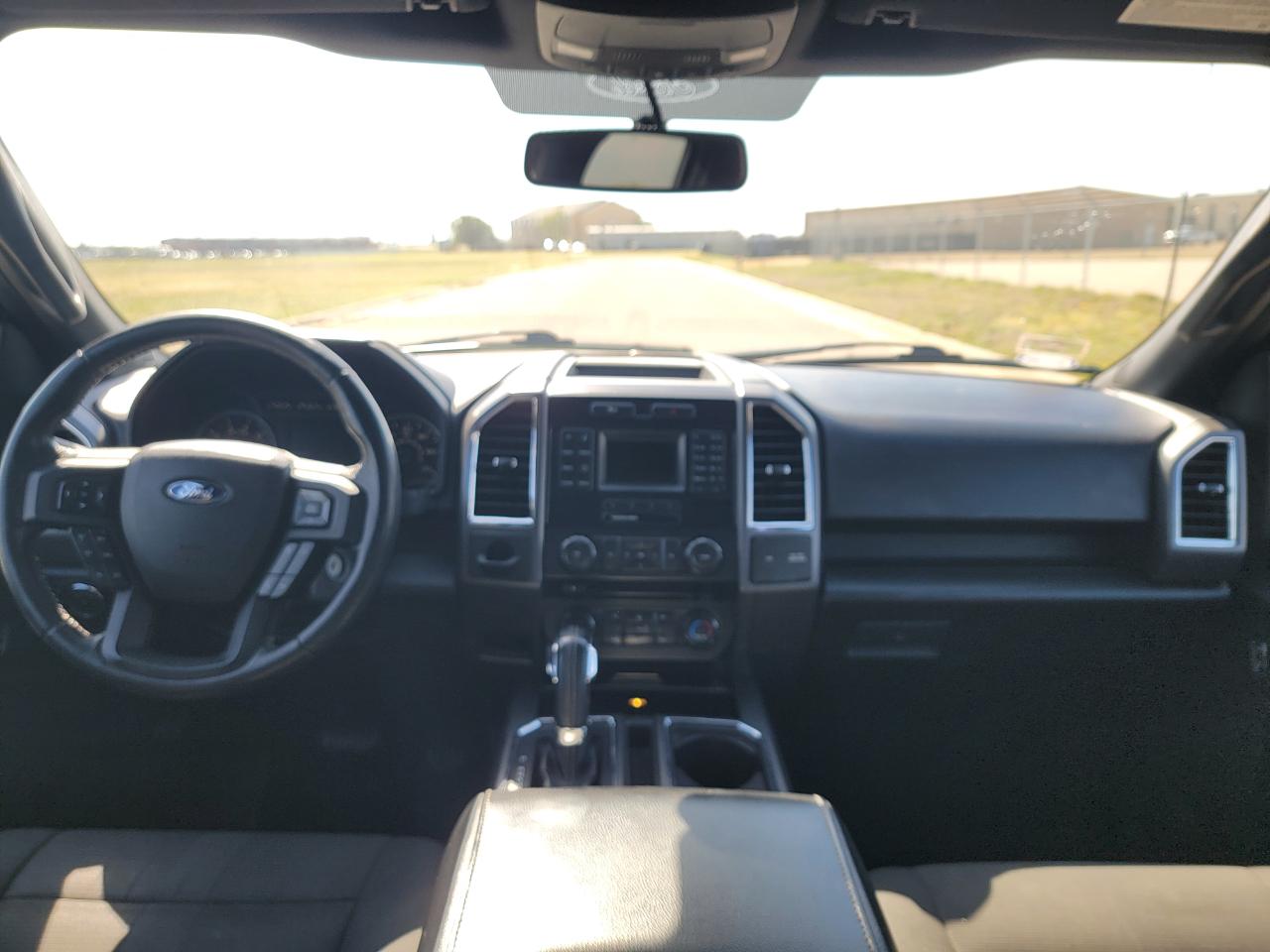 Ford F-150 2WD SuperCrew 157" King Ranch 2015