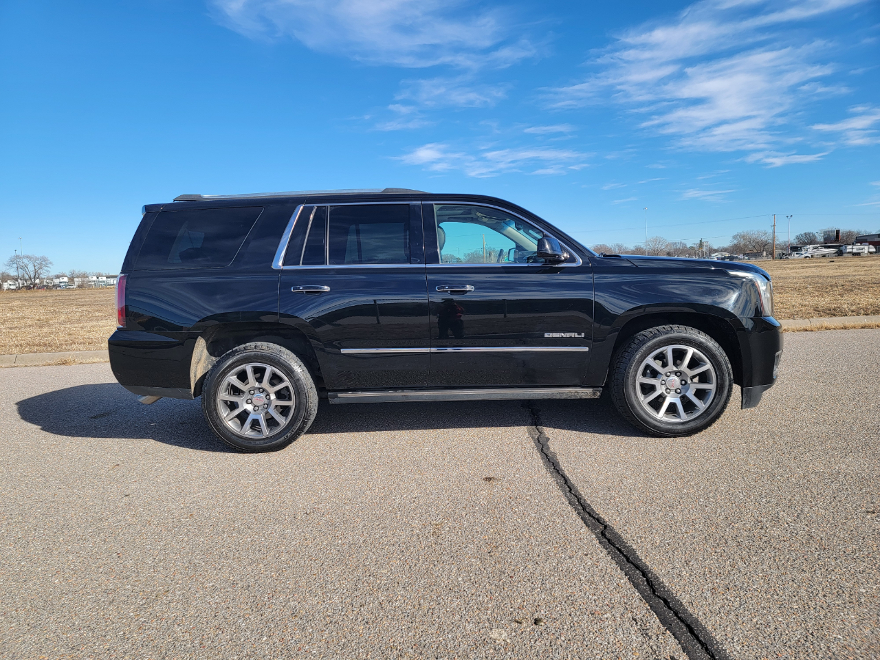 GMC Yukon 4WD 4dr Denali 2015