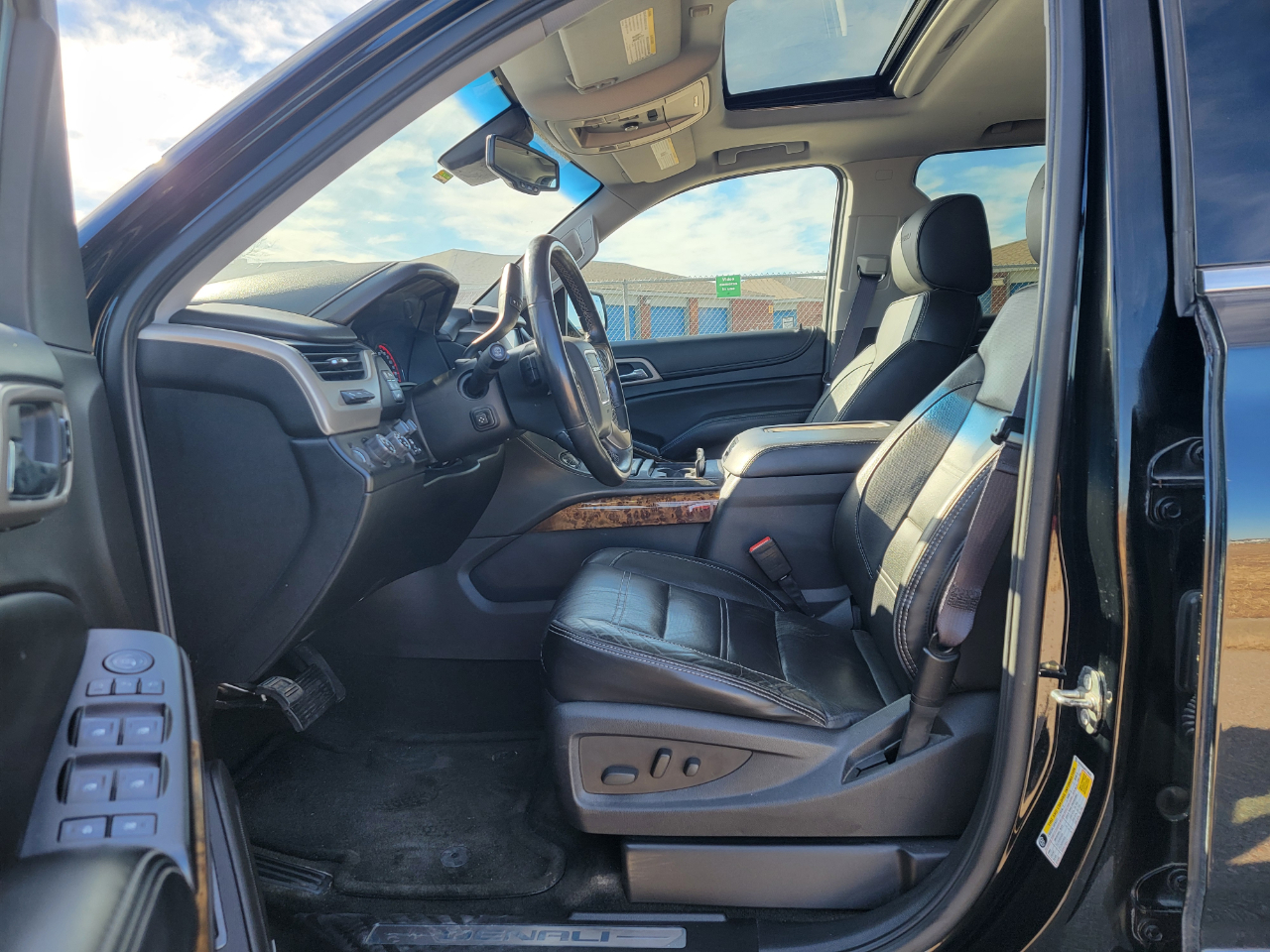 GMC Yukon 4WD 4dr Denali 2015