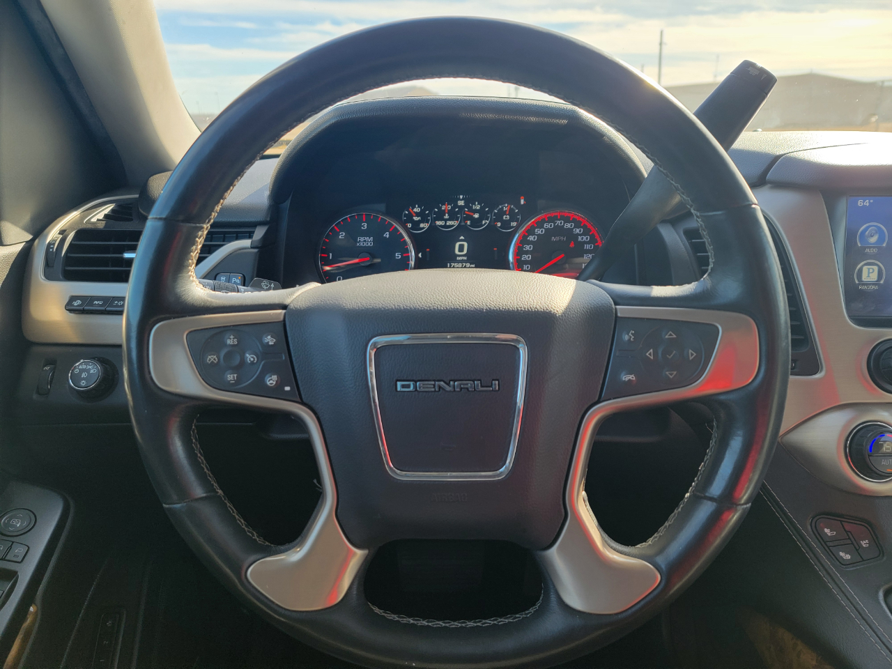 GMC Yukon 4WD 4dr Denali 2015