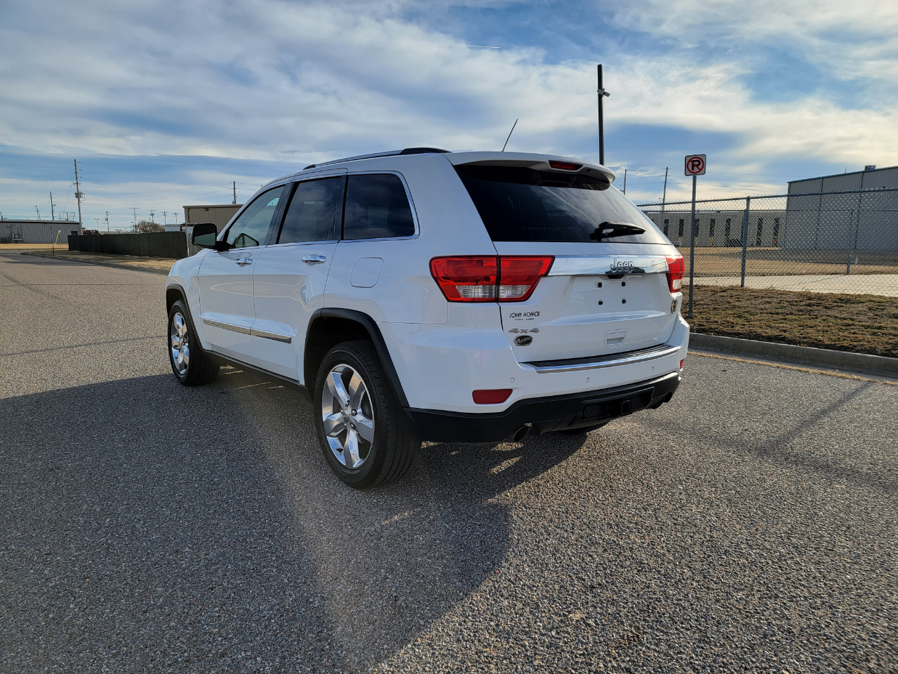 Jeep Grand Cherokee 4WD 4dr Overland Summit 2013