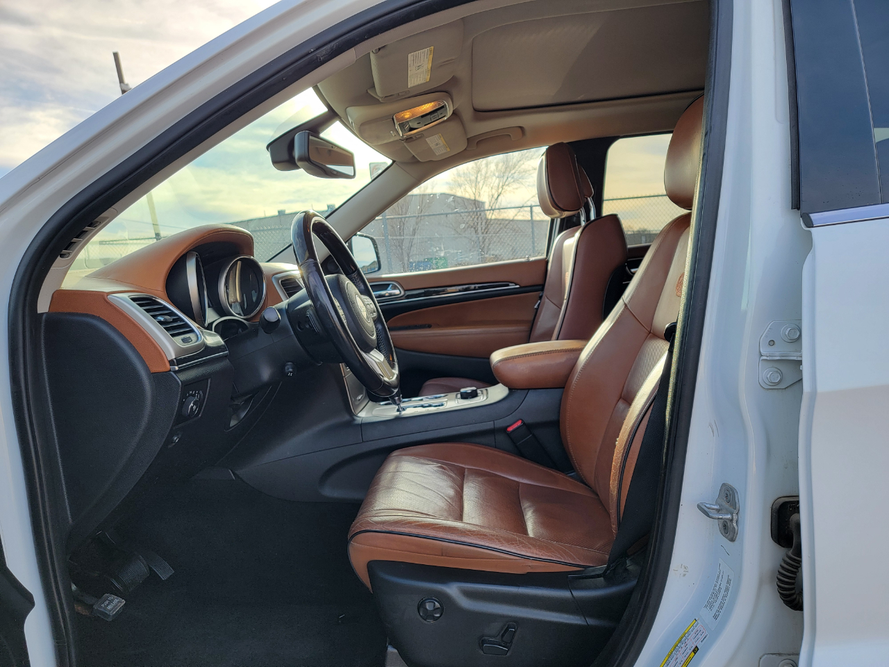 Jeep Grand Cherokee 4WD 4dr Overland Summit 2013