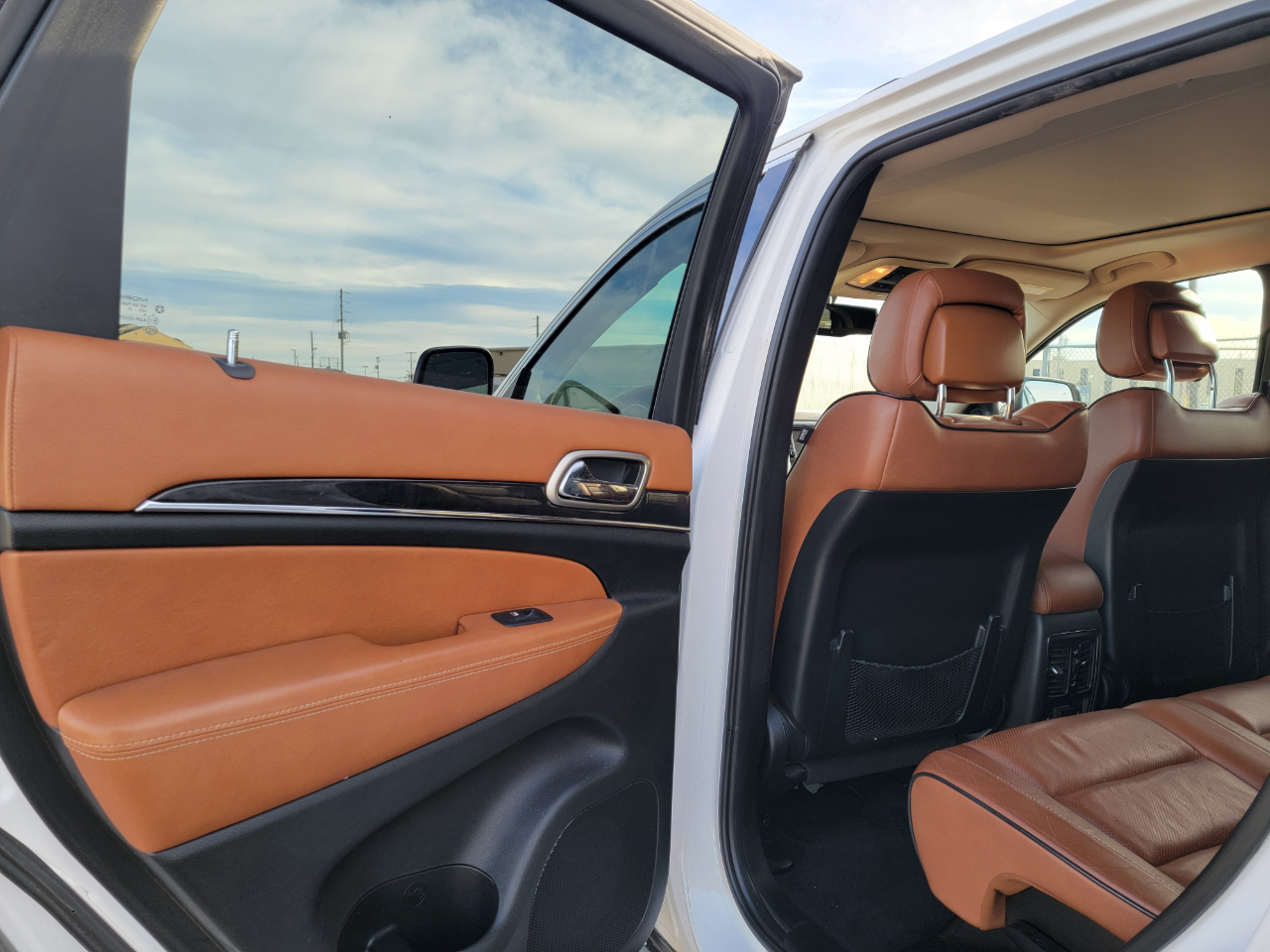 Jeep Grand Cherokee 4WD 4dr Overland Summit 2013