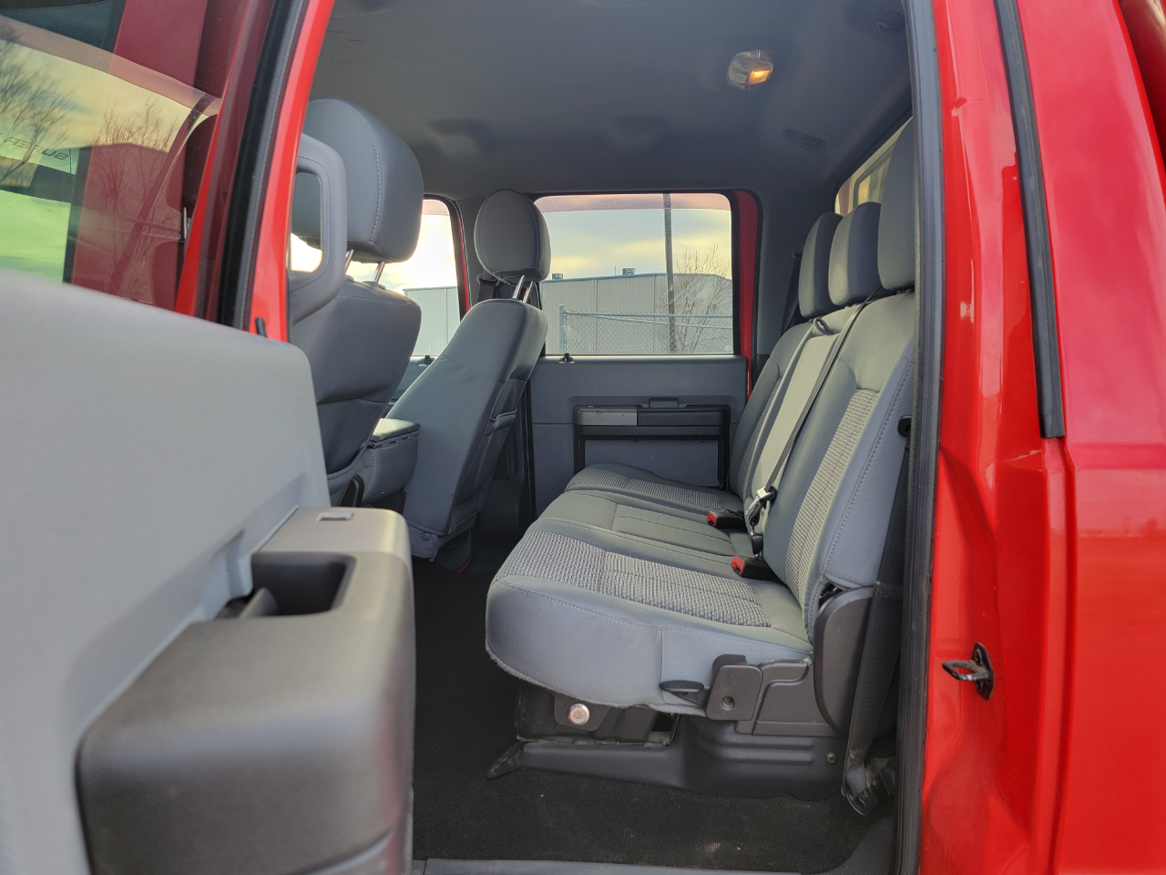 Ford Super Duty F-250 SRW 4WD Crew Cab 172" Platinum 2016