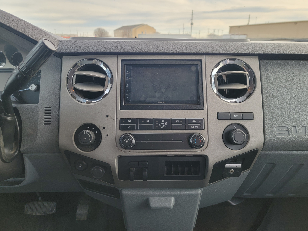 Ford Super Duty F-250 SRW 4WD Crew Cab 172" Platinum 2016