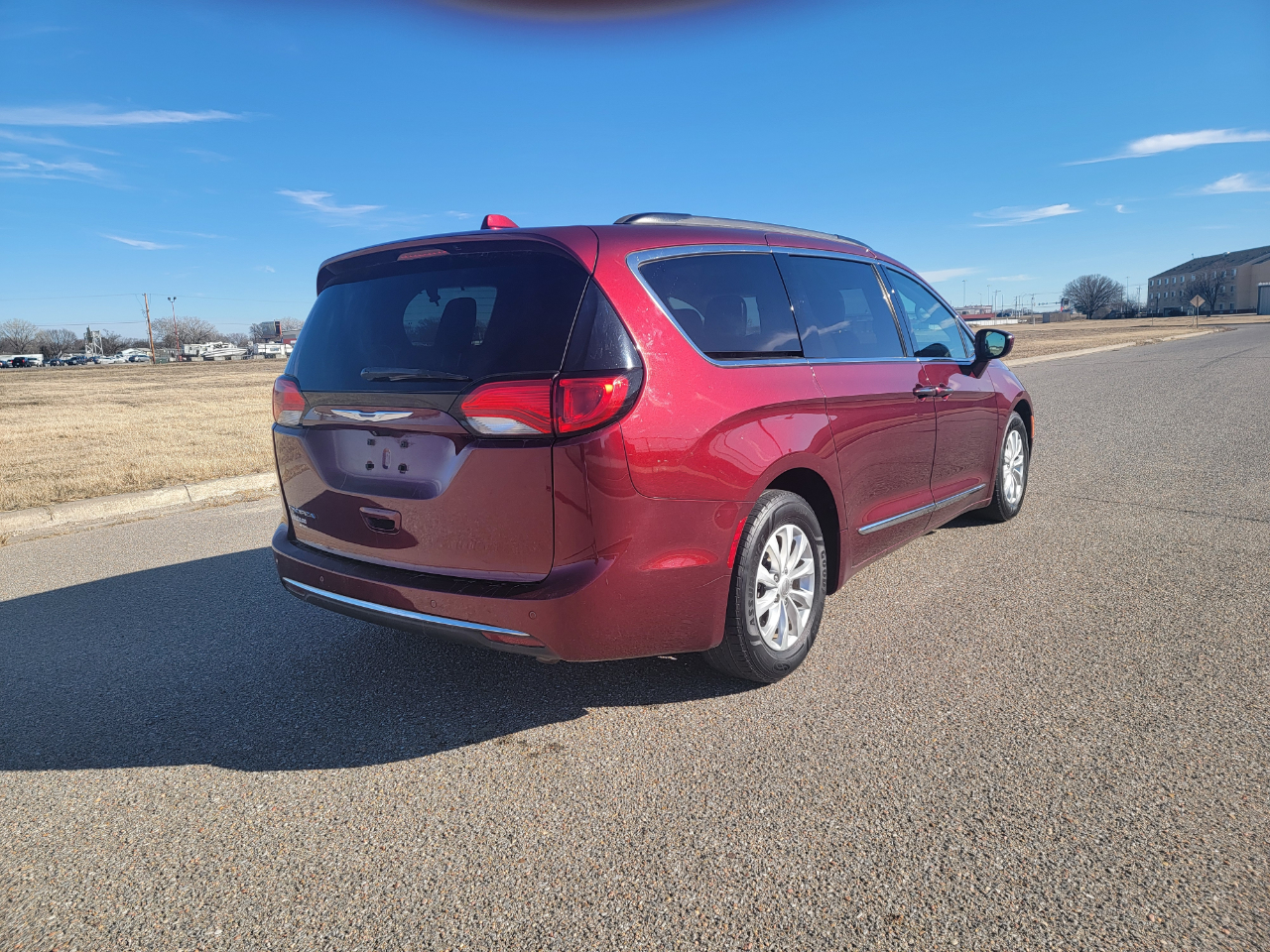 Chrysler Pacifica Touring-L FWD 2017