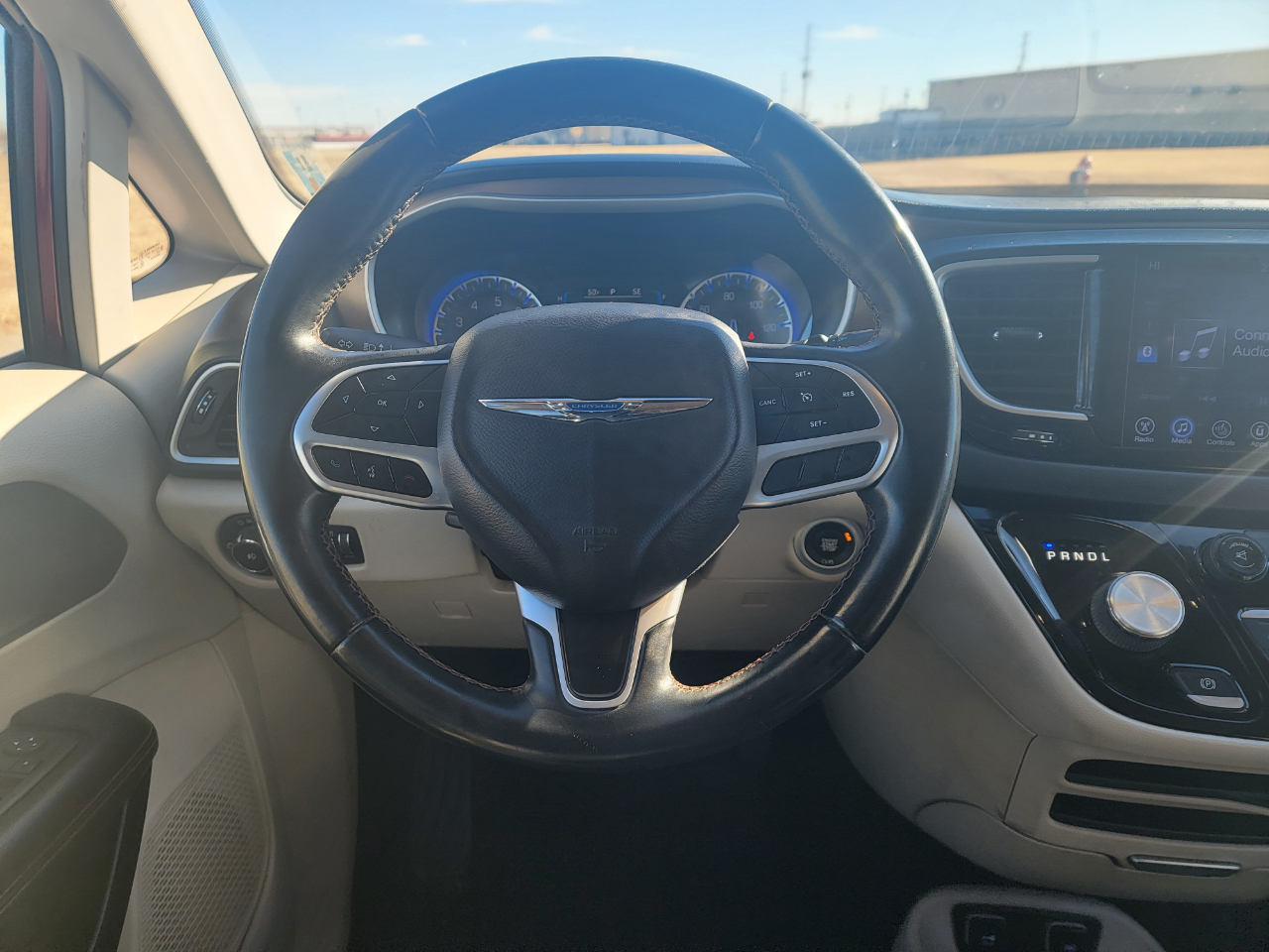 Chrysler Pacifica Touring-L FWD 2017