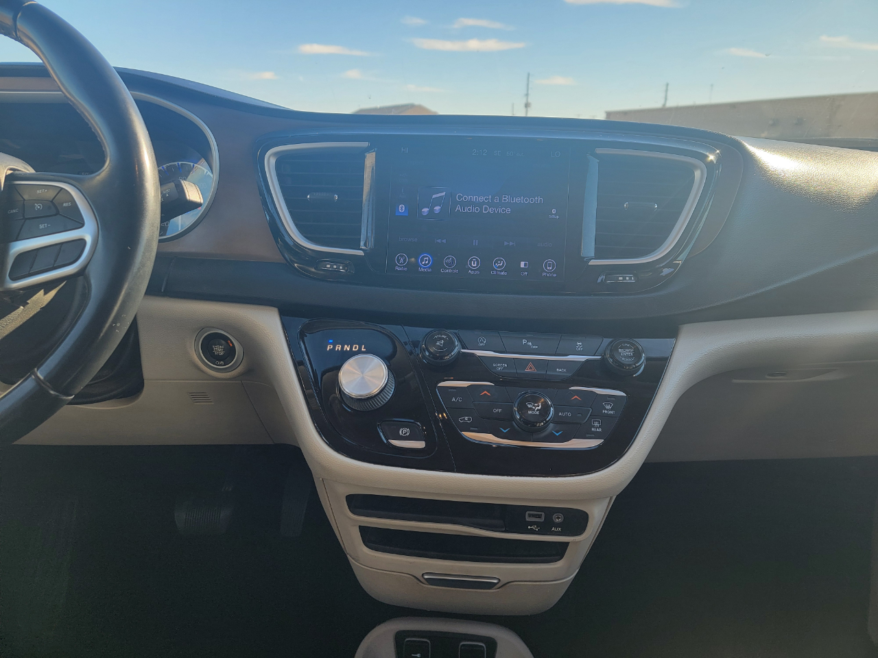 Chrysler Pacifica Touring-L FWD 2017