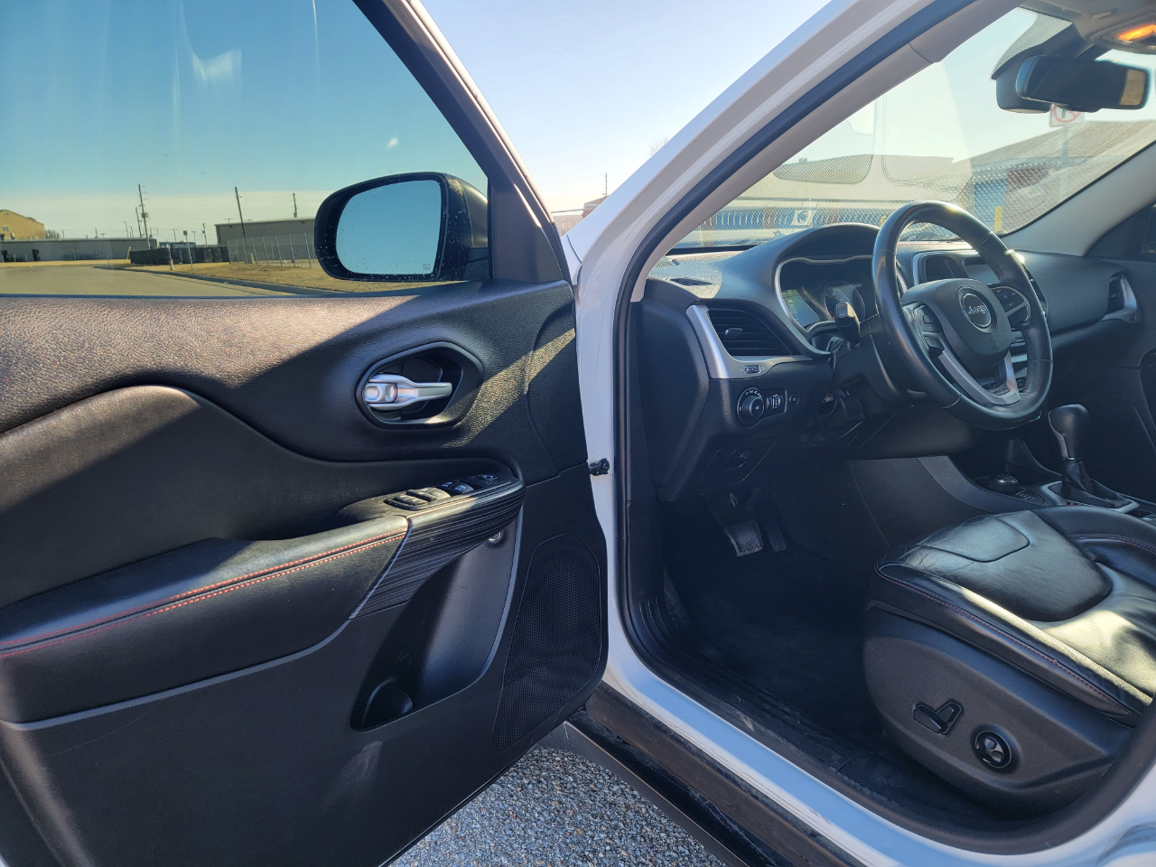 Jeep Cherokee 4WD 4dr Trailhawk 2015