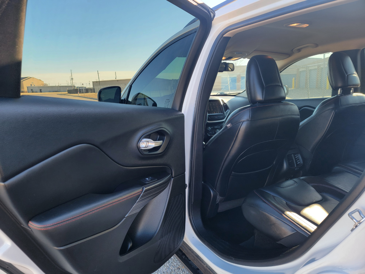 Jeep Cherokee 4WD 4dr Trailhawk 2015