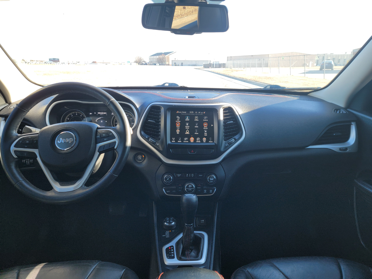 Jeep Cherokee 4WD 4dr Trailhawk 2015