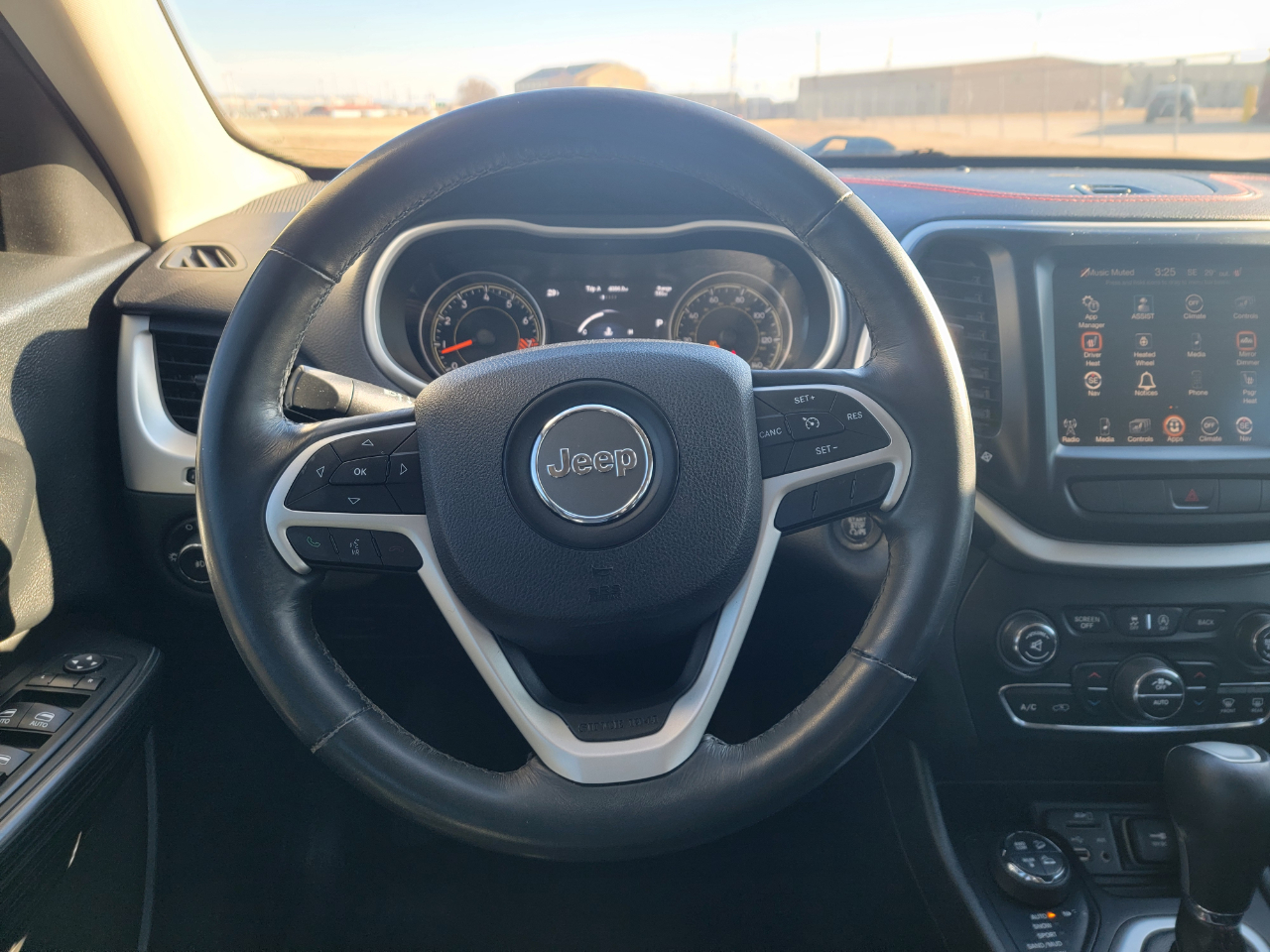 Jeep Cherokee 4WD 4dr Trailhawk 2015