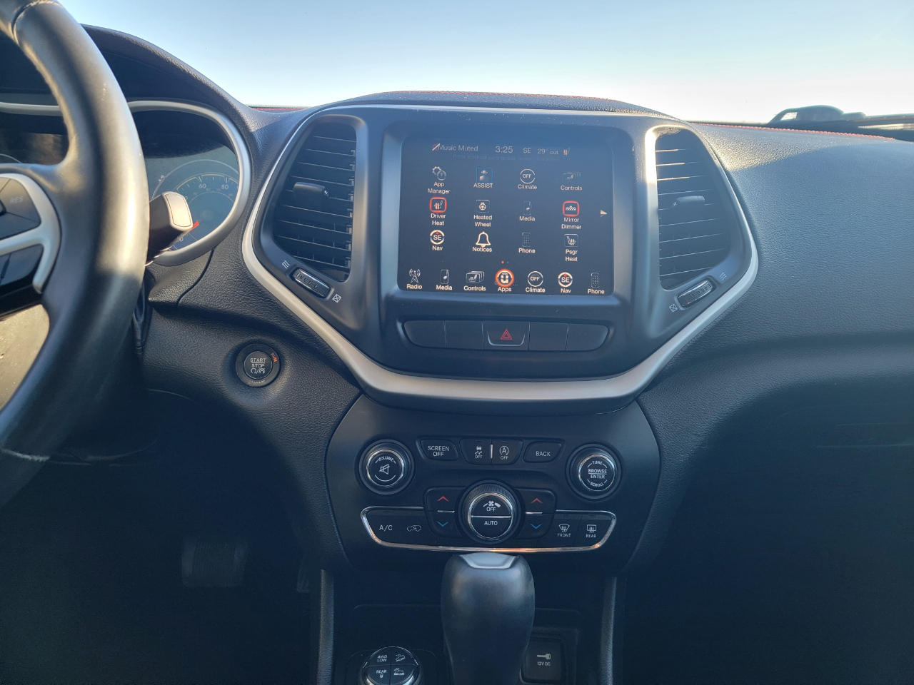 Jeep Cherokee 4WD 4dr Trailhawk 2015