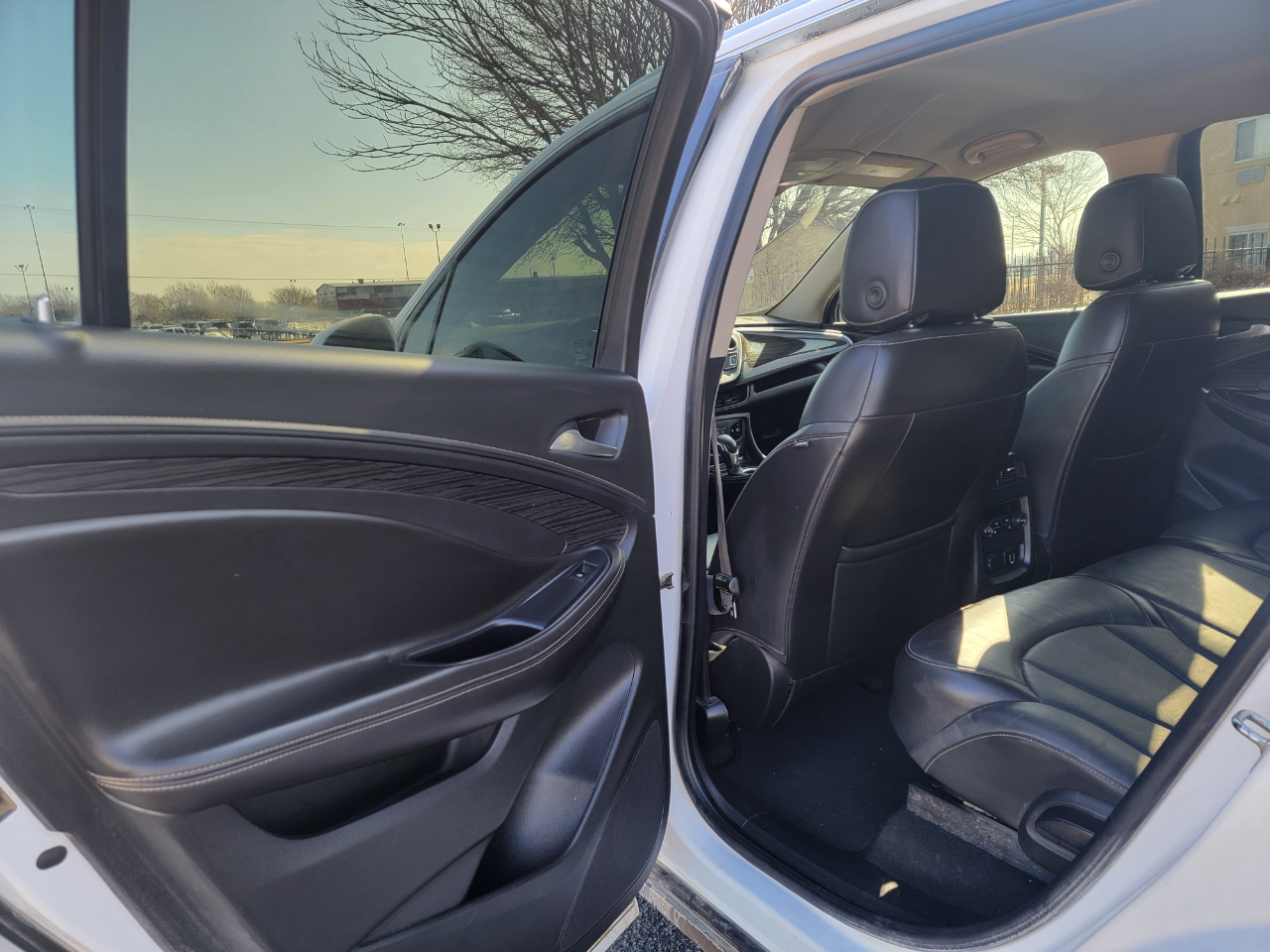 Buick Envision FWD 4dr Essence 2017