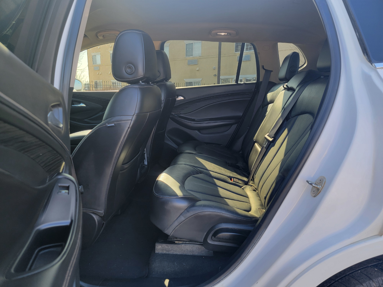 Buick Envision FWD 4dr Essence 2017