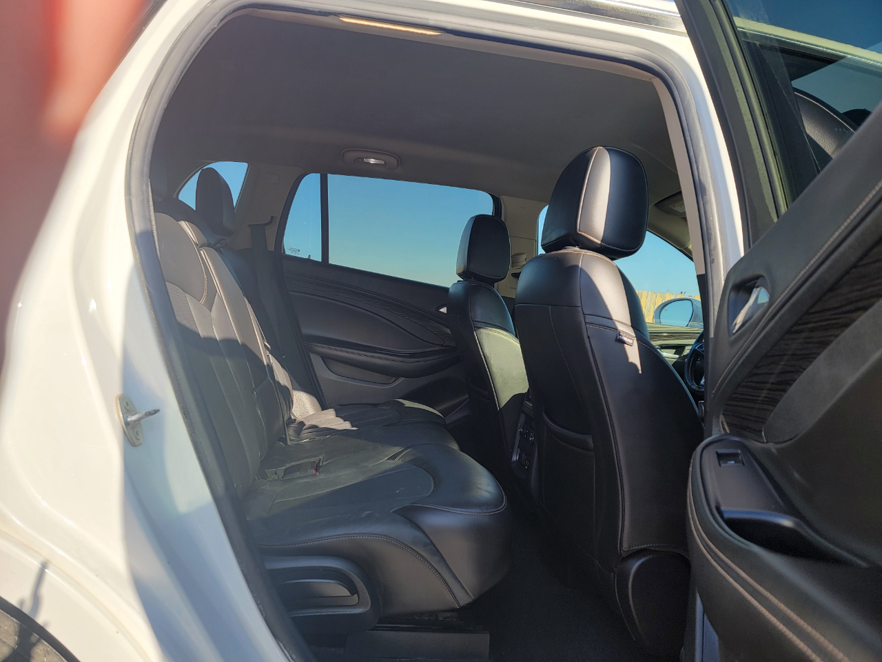 Buick Envision FWD 4dr Essence 2017