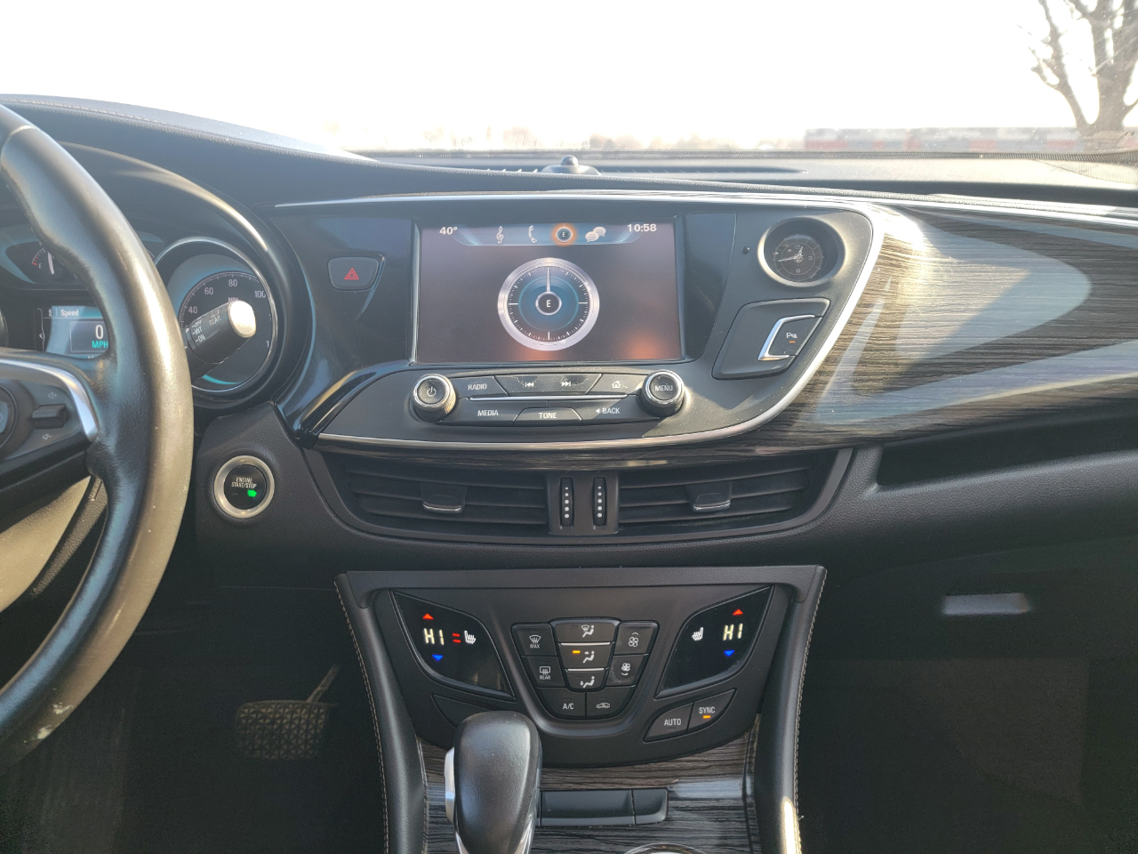 Buick Envision FWD 4dr Essence 2017