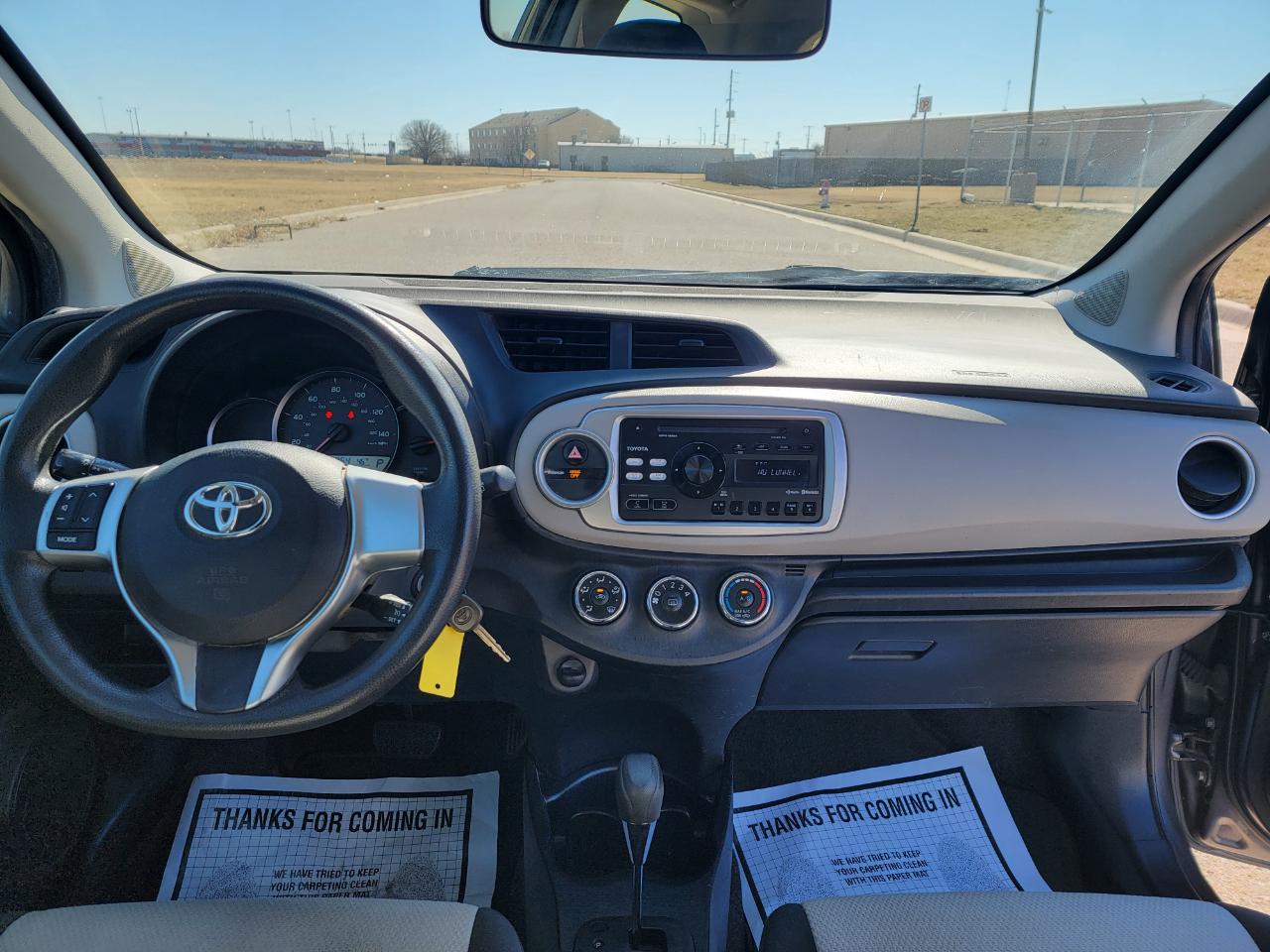 Toyota Yaris 3dr Liftback Auto LE (TMC/CBU Plant) (Natl) 2014