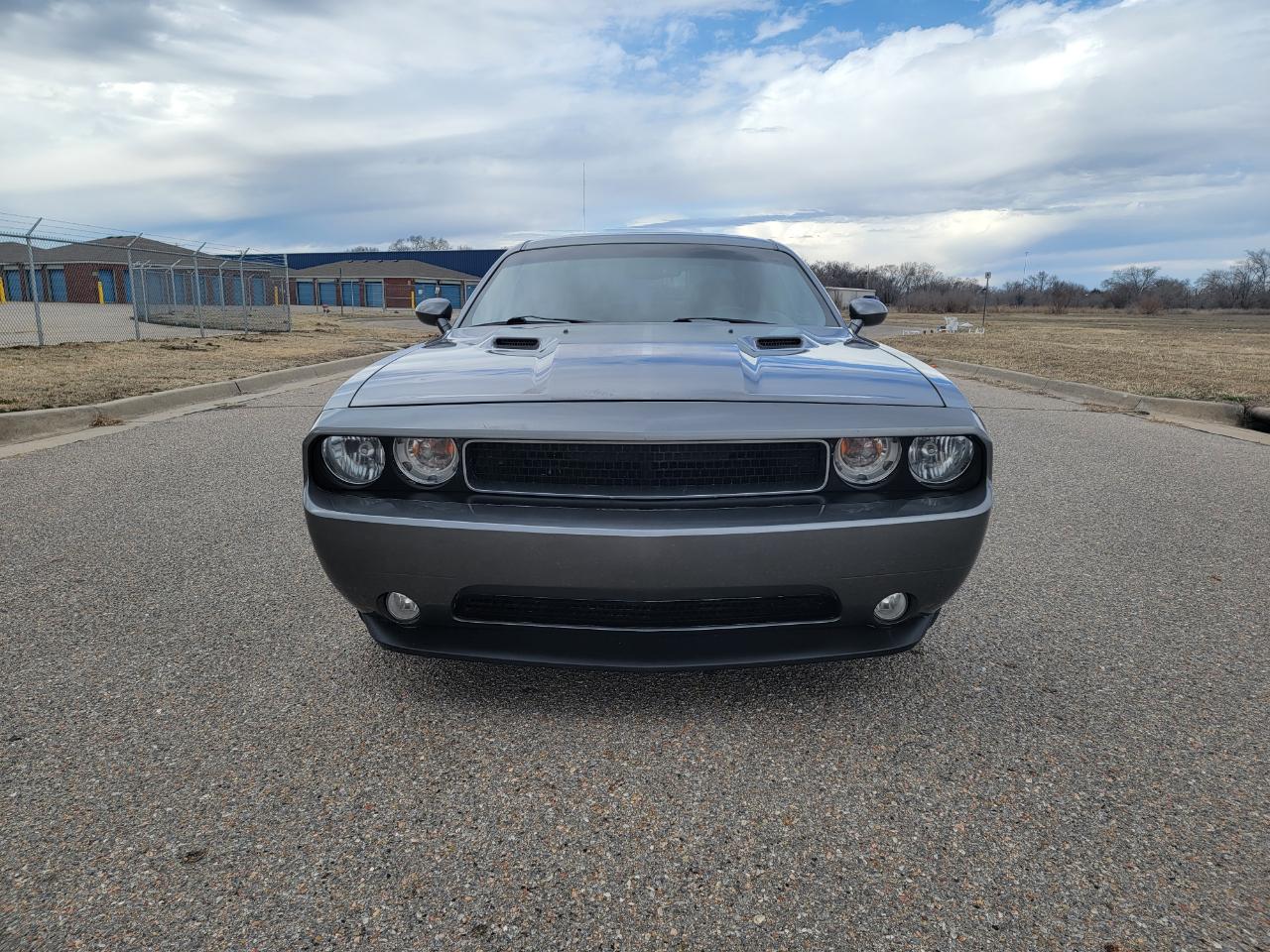 Dodge Challenger 2dr Cpe R/T 2012