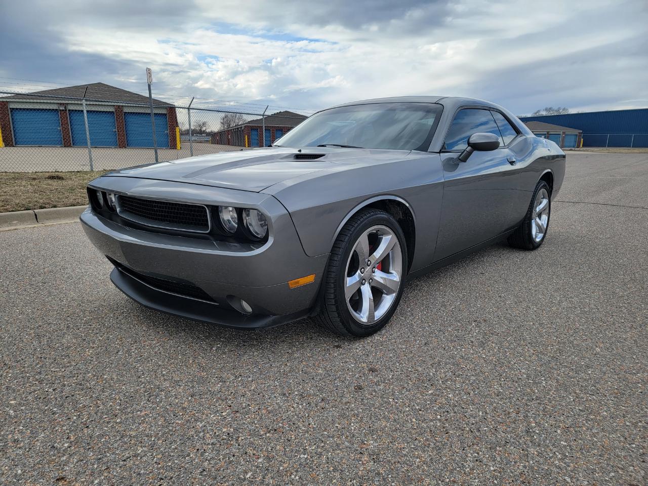 Dodge Challenger 2dr Cpe R/T 2012