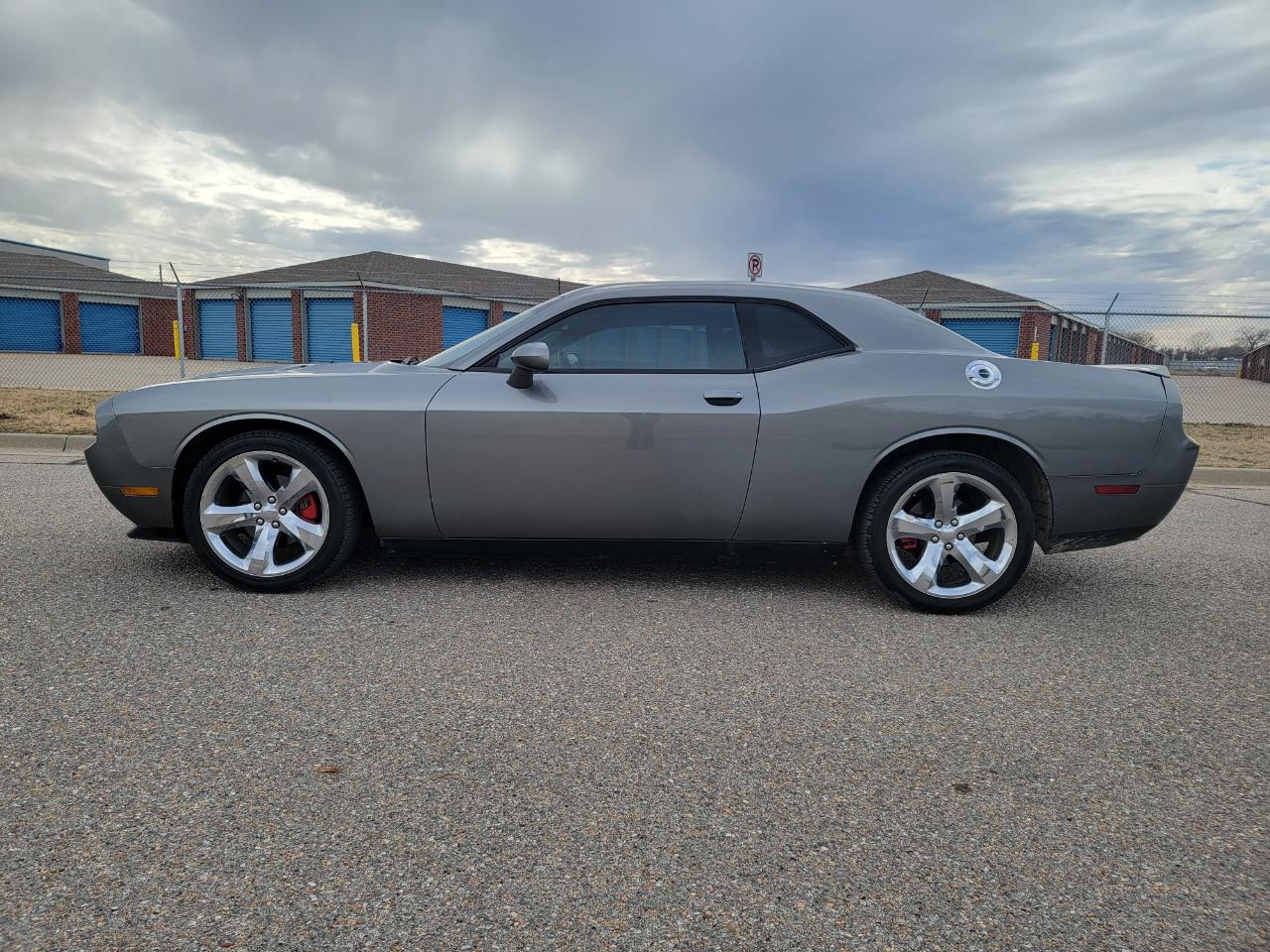 Dodge Challenger 2dr Cpe R/T 2012