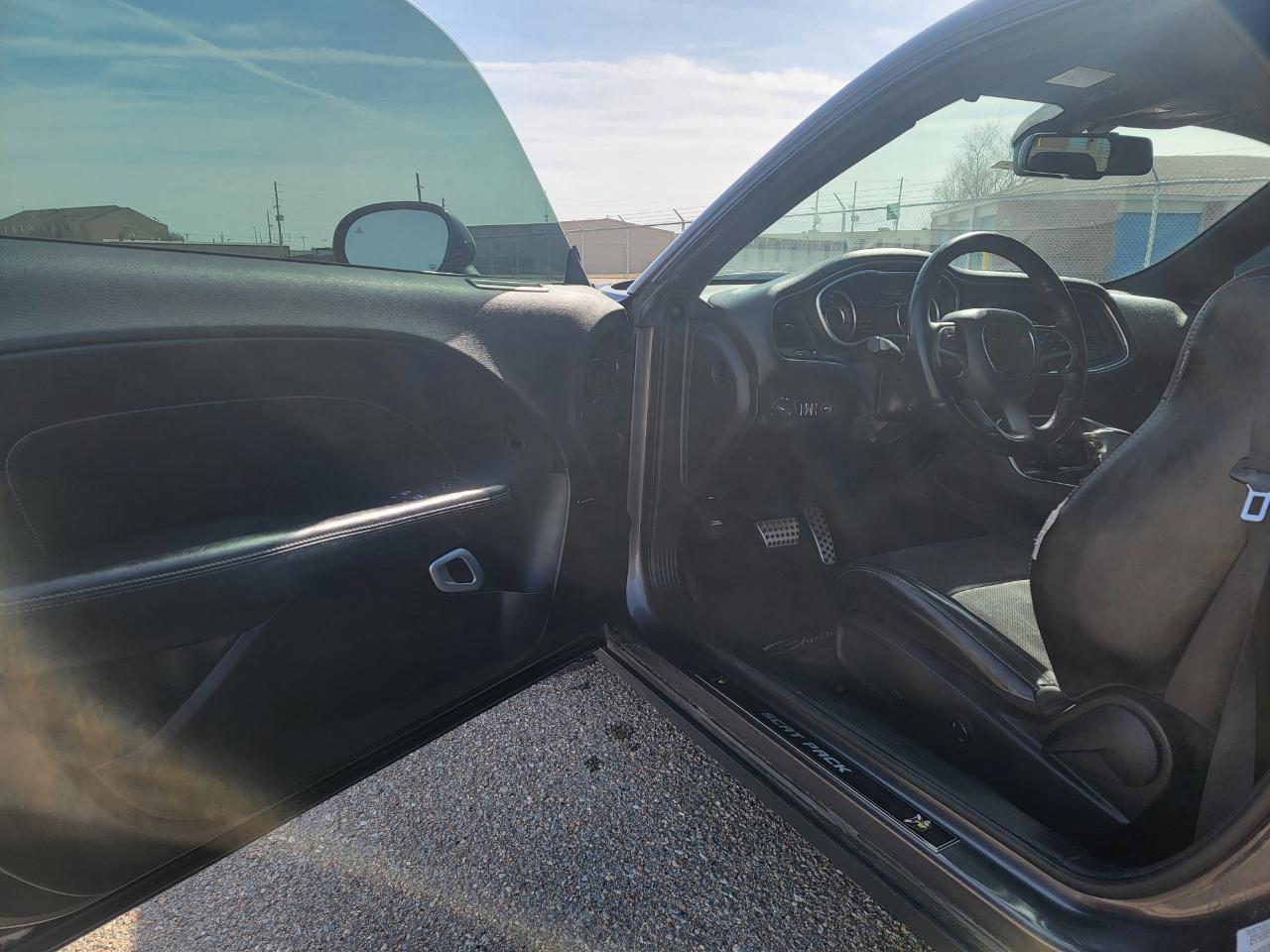 Dodge Challenger 2dr Cpe R/T Scat Pack 2016