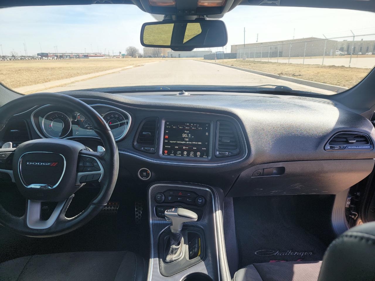 Dodge Challenger 2dr Cpe R/T Scat Pack 2016