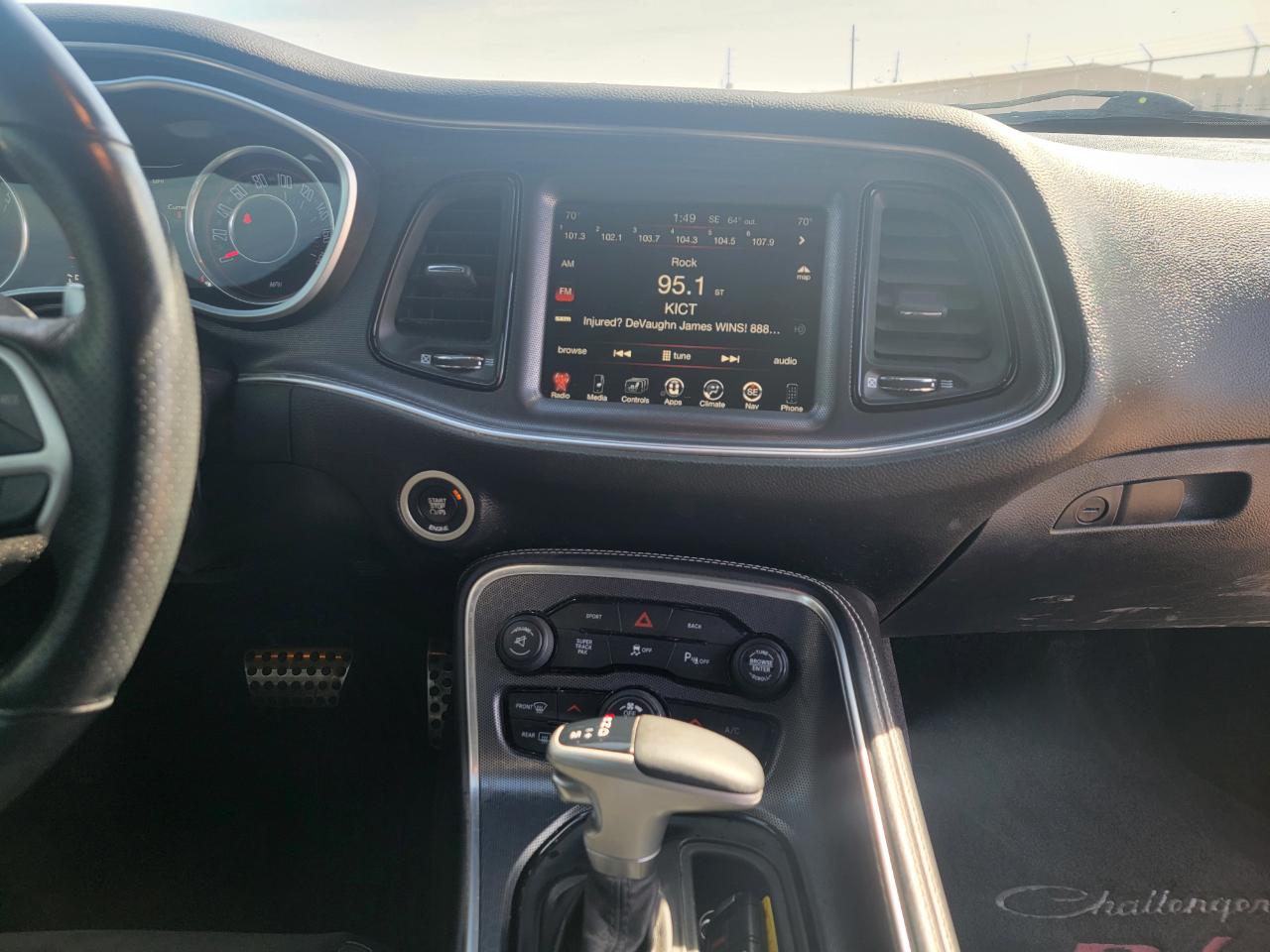 Dodge Challenger 2dr Cpe R/T Scat Pack 2016