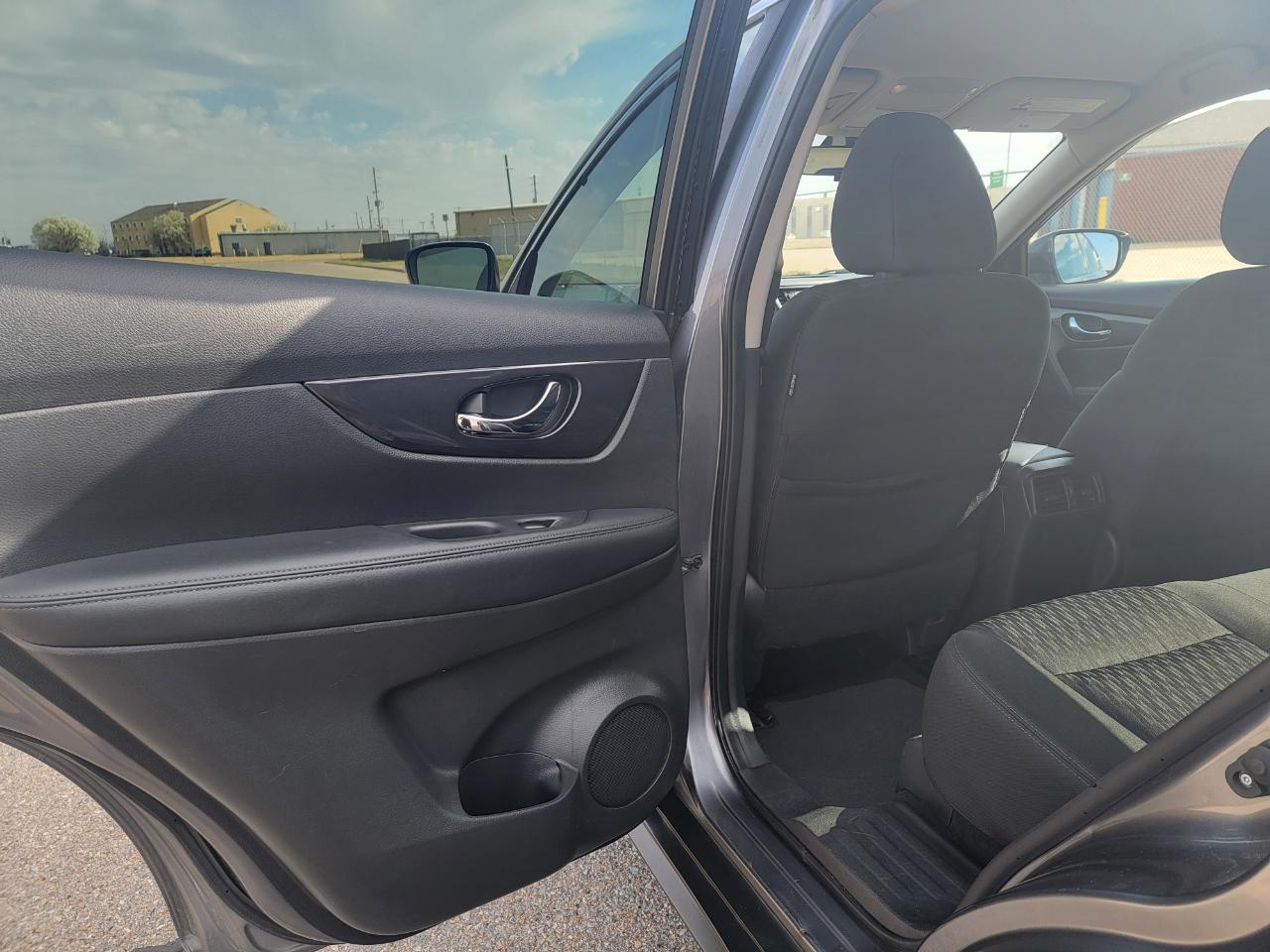 Nissan Rogue AWD SV 2018