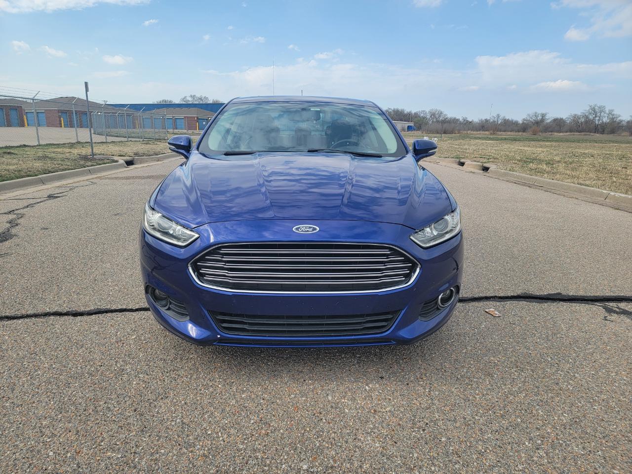 Ford Fusion 4dr Sdn SE FWD 2015