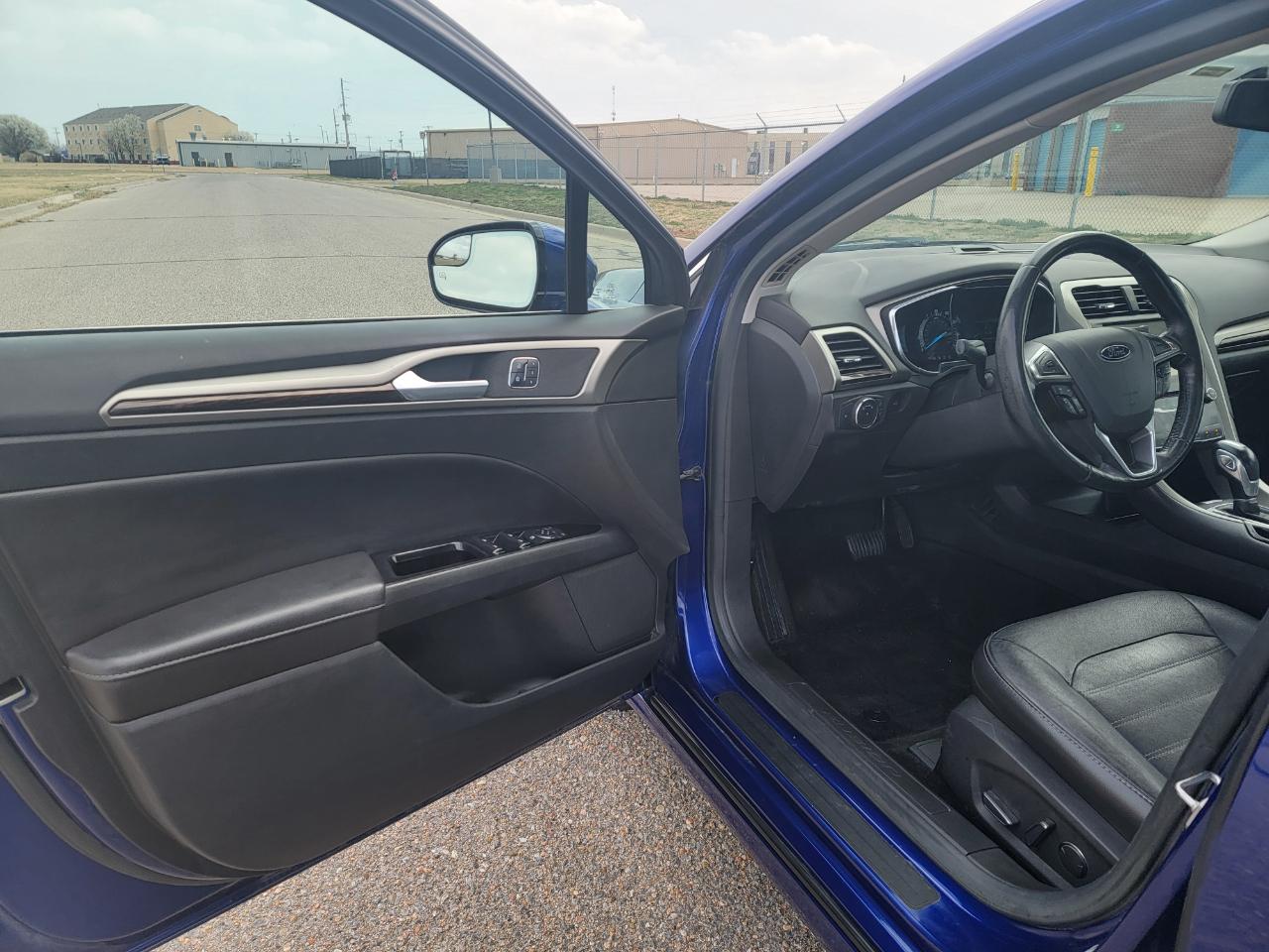 Ford Fusion 4dr Sdn SE FWD 2015