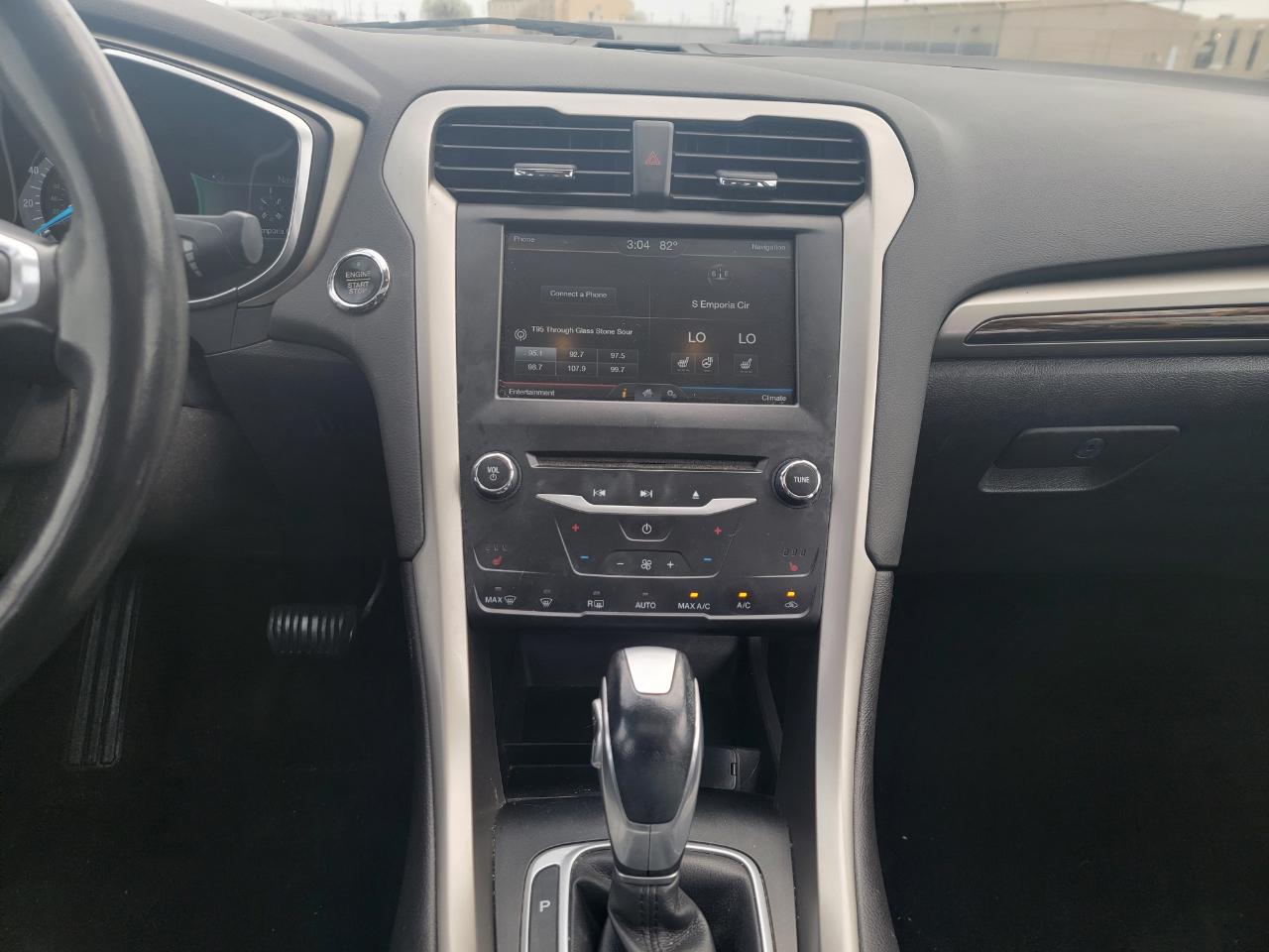 Ford Fusion 4dr Sdn SE FWD 2015