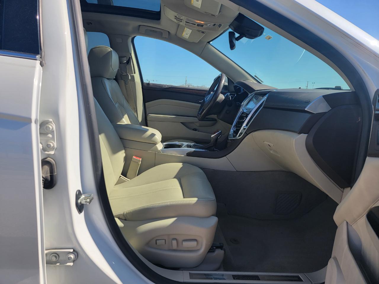 Cadillac SRX FWD 4dr Premium Collection 2016