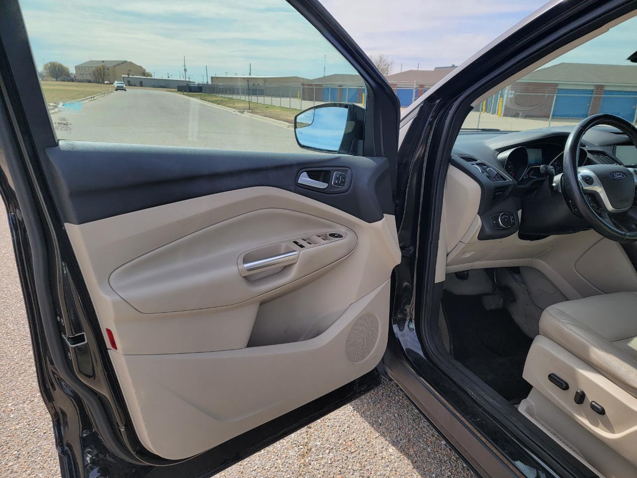 Ford Escape FWD 4dr Titanium 2014