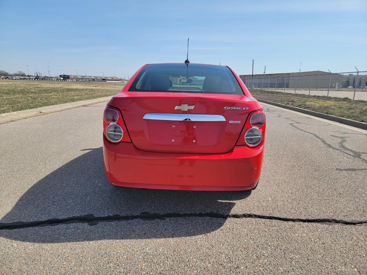 Chevrolet Sonic 4dr Sdn Auto LT 2015