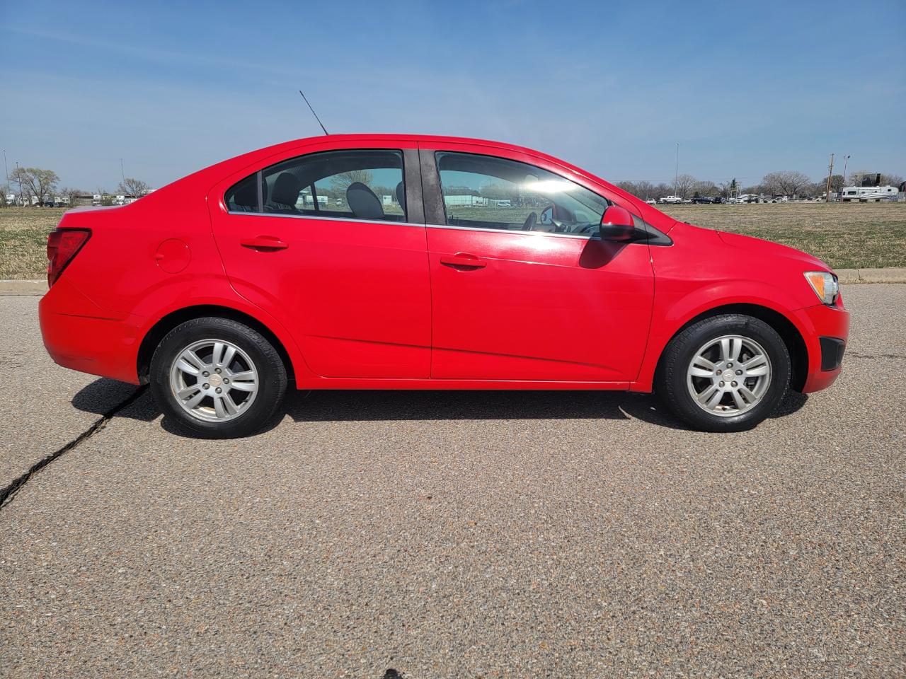 Chevrolet Sonic 4dr Sdn Auto LT 2015