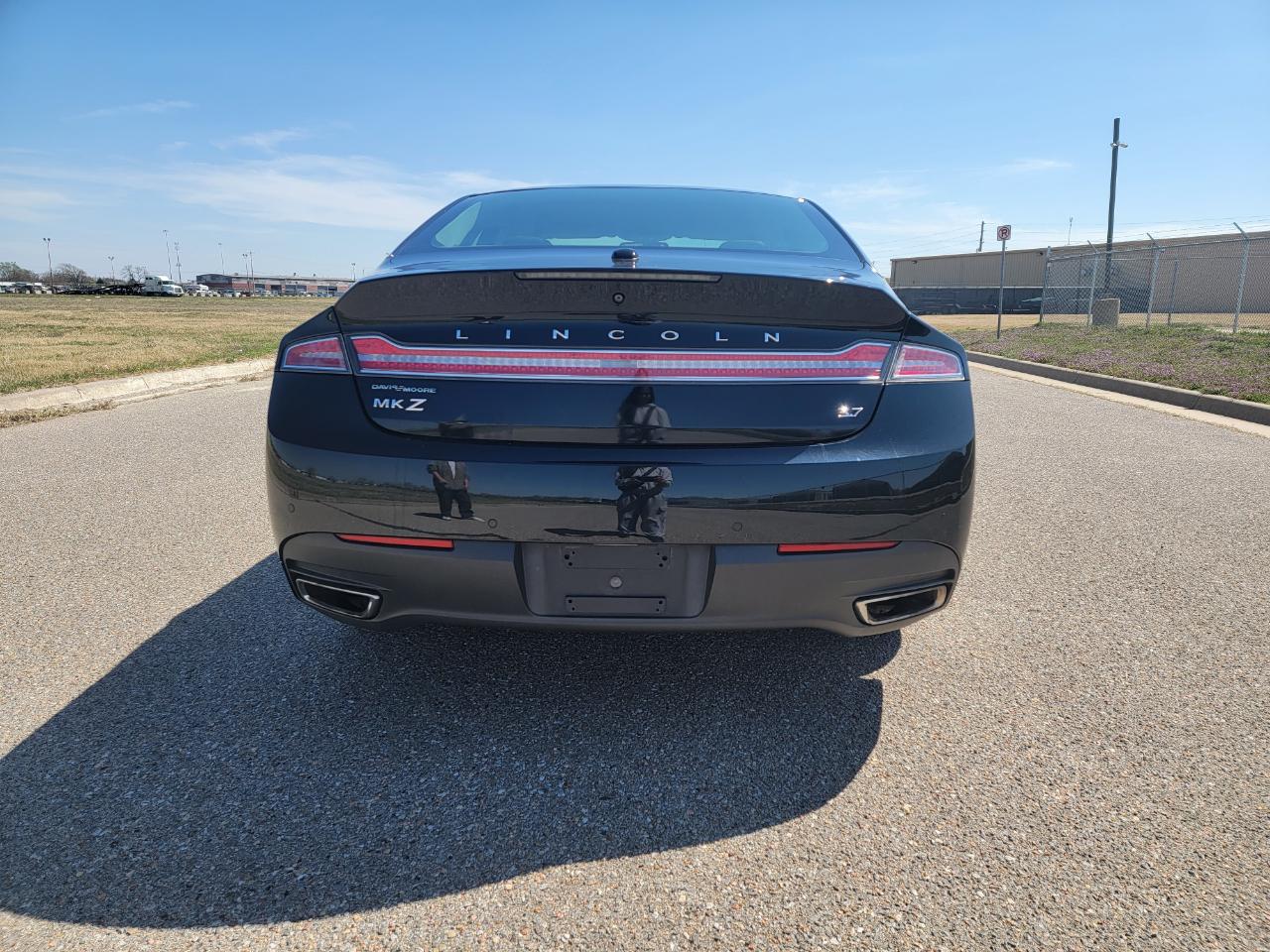 Lincoln MKZ 4dr Sdn FWD 2014