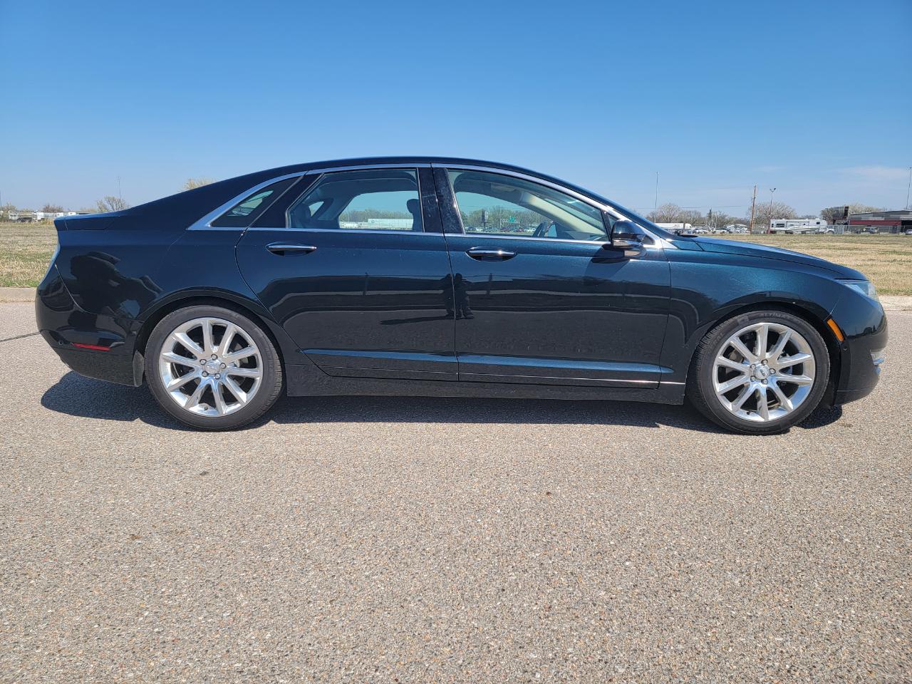 Lincoln MKZ 4dr Sdn FWD 2014