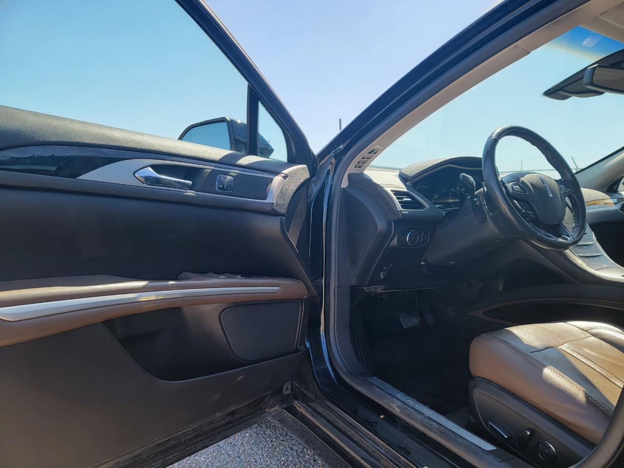 Lincoln MKZ 4dr Sdn FWD 2014