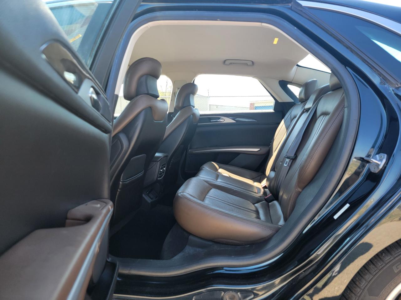 Lincoln MKZ 4dr Sdn FWD 2014