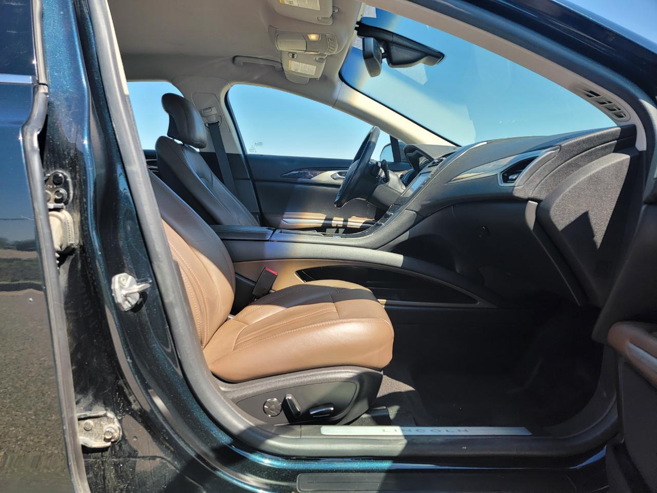 Lincoln MKZ 4dr Sdn FWD 2014