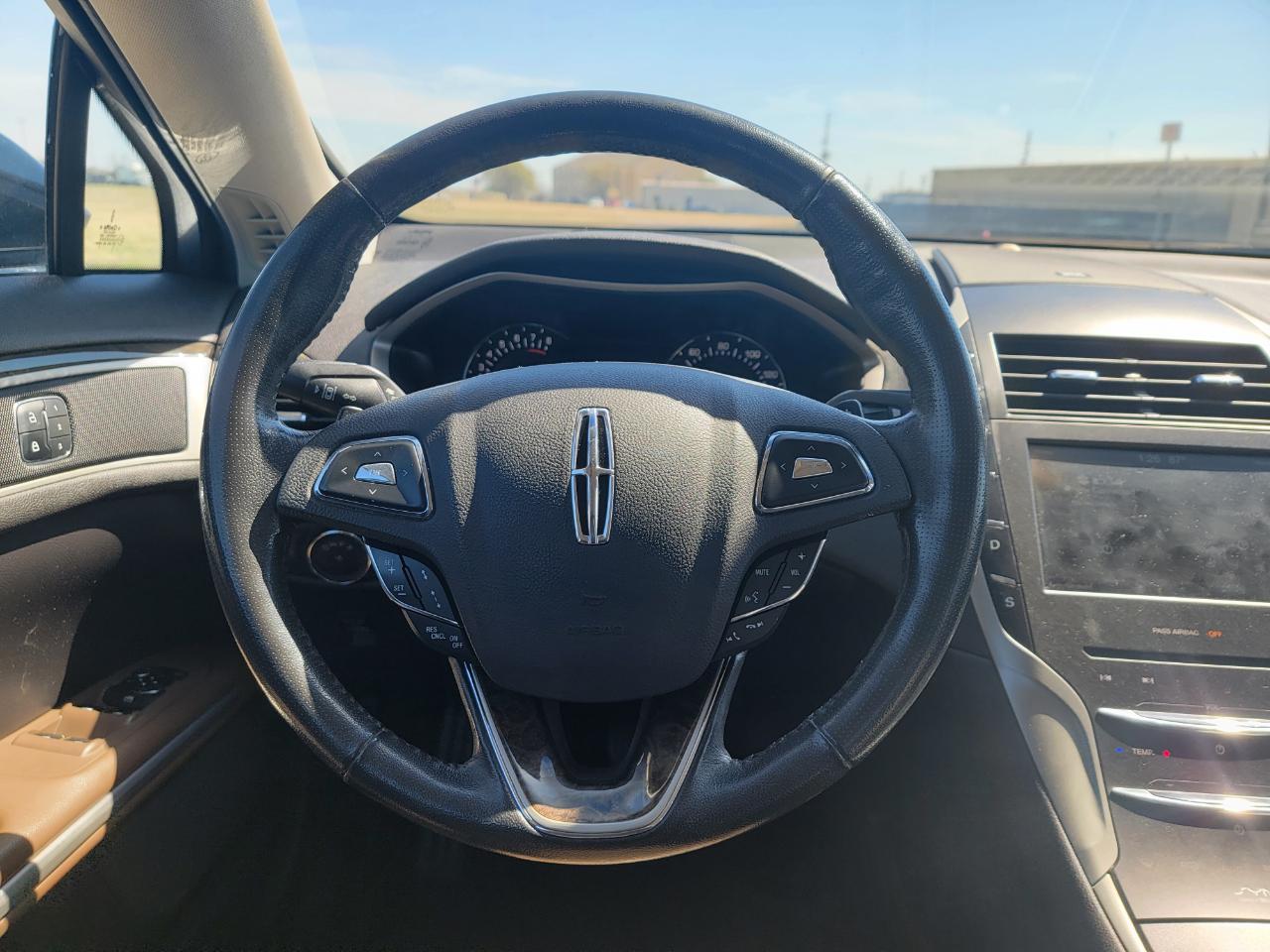 Lincoln MKZ 4dr Sdn FWD 2014