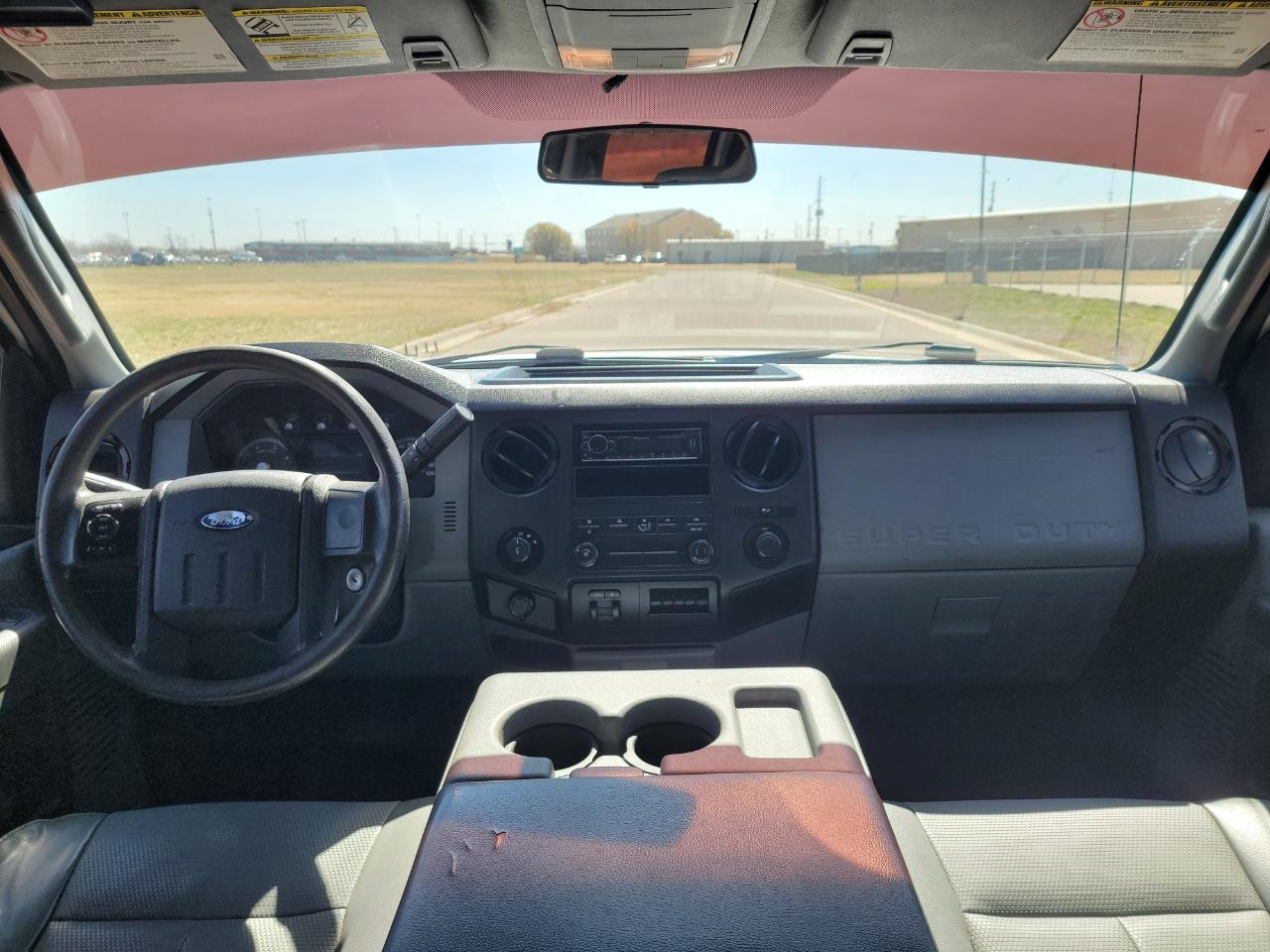 Ford Super Duty F-250 SRW 4WD Crew Cab 156" Platinum 2013