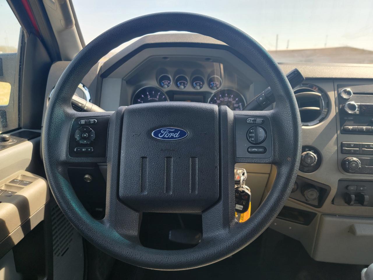 Ford Super Duty F-250 SRW 4WD Crew Cab 172" Platinum 2016