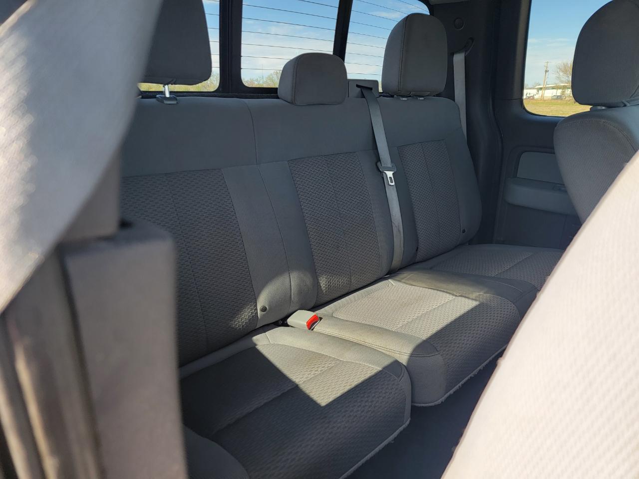 RAM 1500 4WD Crew Cab 140.5" Big Horn 2016