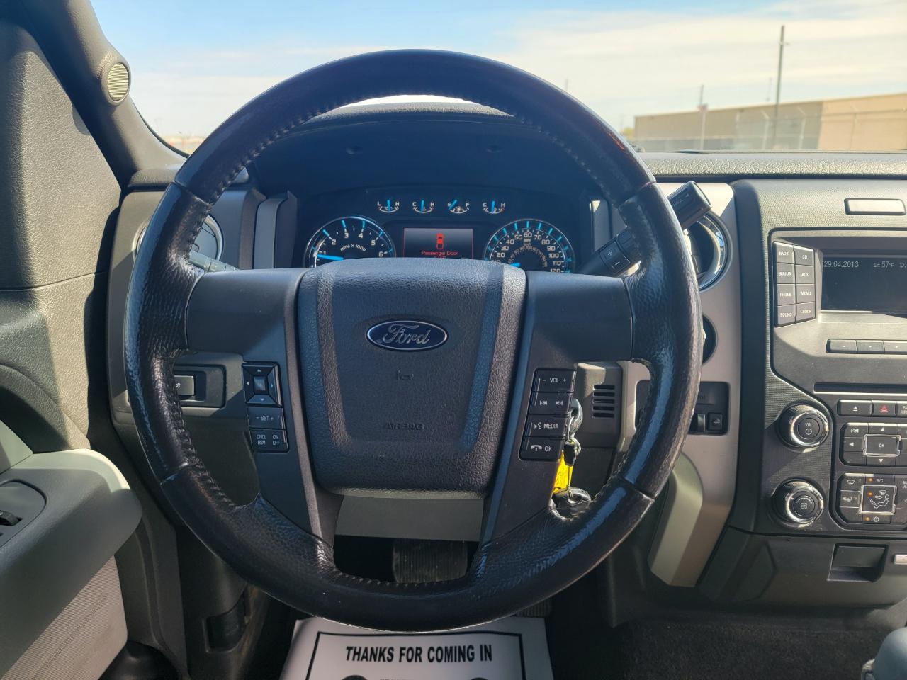 RAM 1500 4WD Crew Cab 140.5" Big Horn 2016