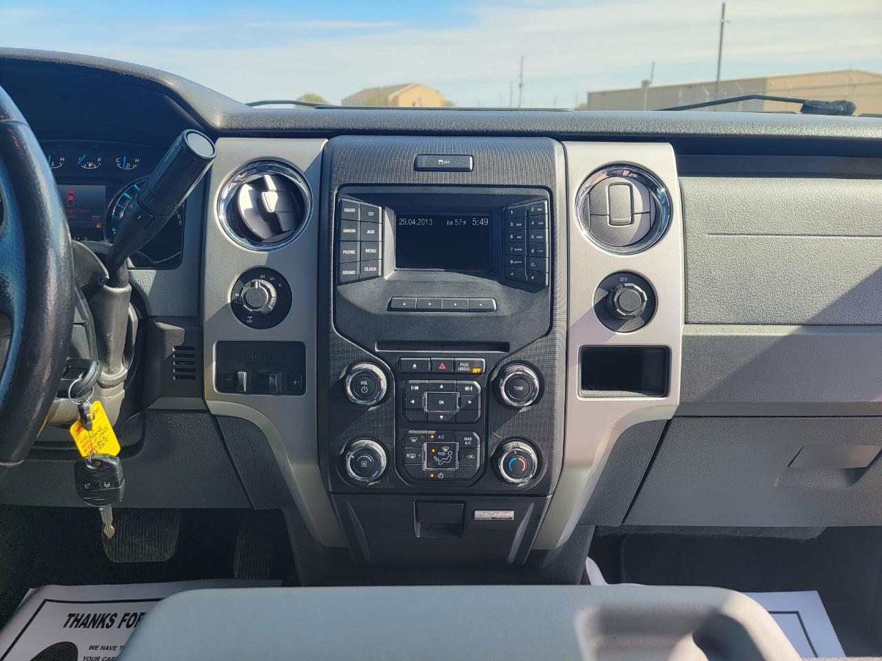 RAM 1500 4WD Crew Cab 140.5" Big Horn 2016