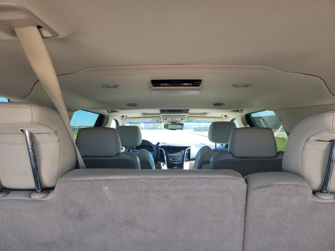 Cadillac Escalade ESV 4WD 4dr Luxury 2015